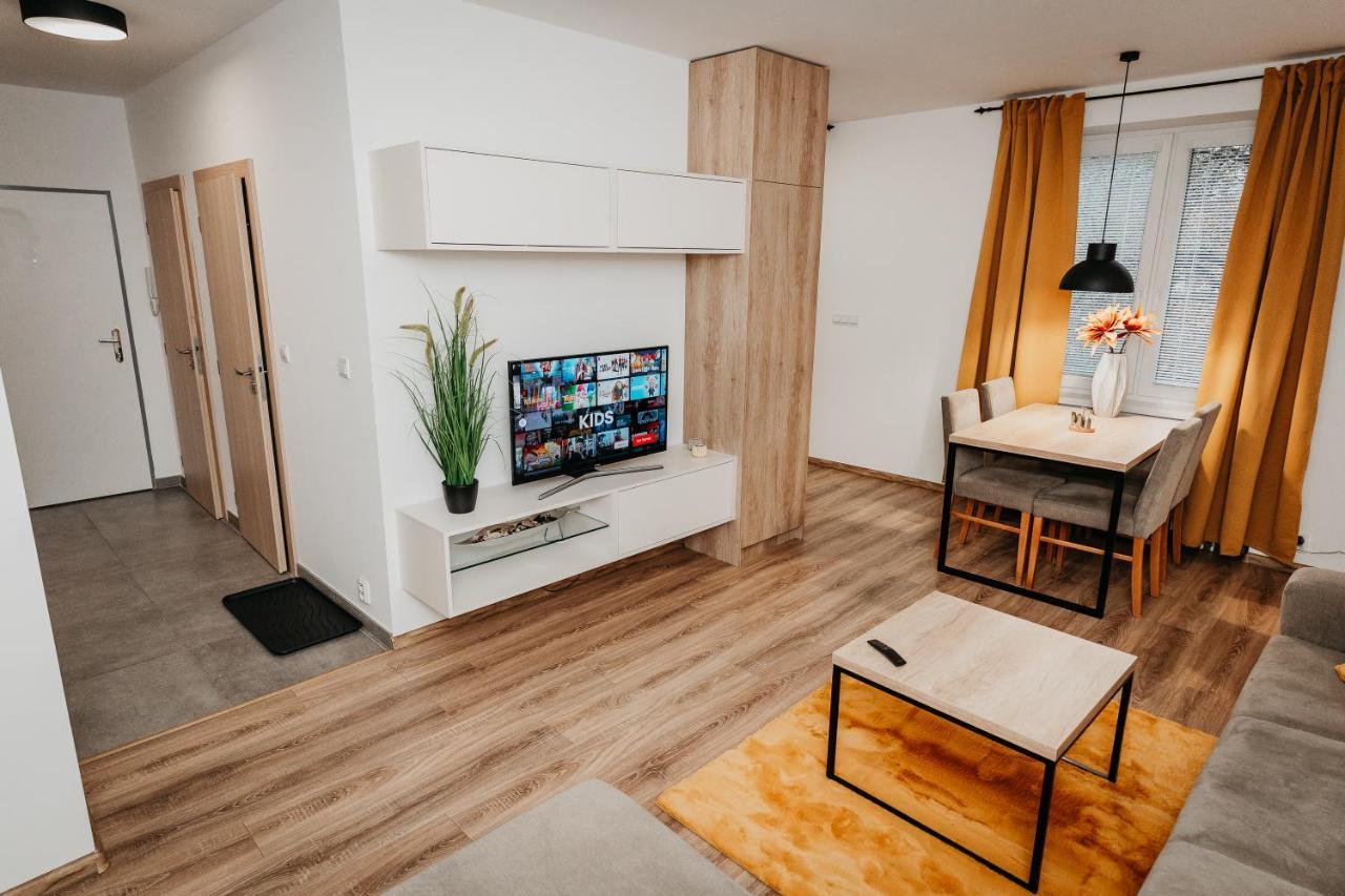 Old Town City Center Apartment 2 - Private Parking Included Kösice Dış mekan fotoğraf