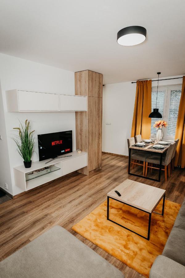 Old Town City Center Apartment 2 - Private Parking Included Kösice Dış mekan fotoğraf