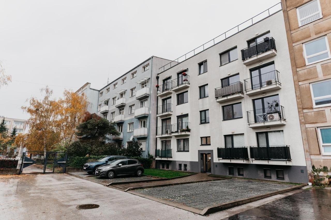 Old Town City Center Apartment 2 - Private Parking Included Kösice Dış mekan fotoğraf