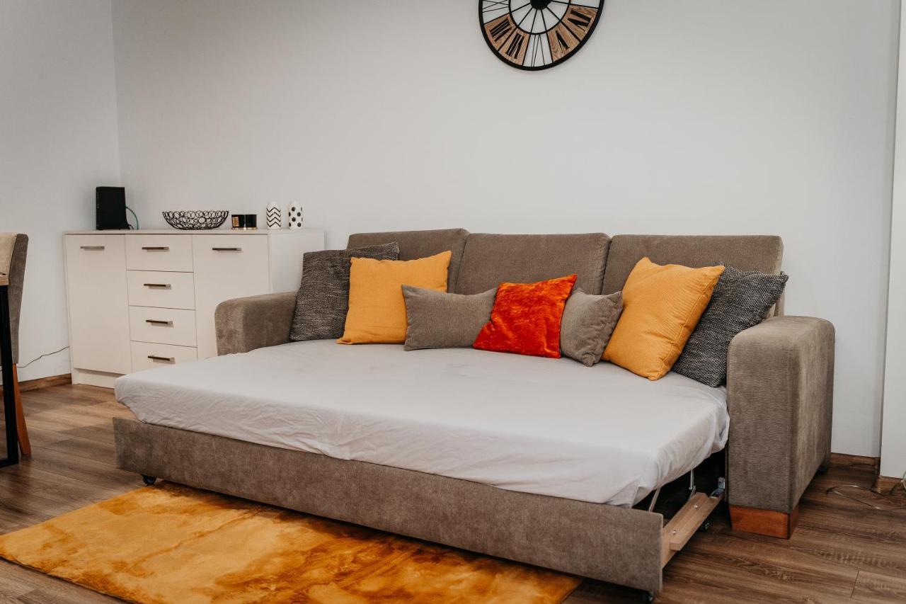 Old Town City Center Apartment 2 - Private Parking Included Kösice Dış mekan fotoğraf