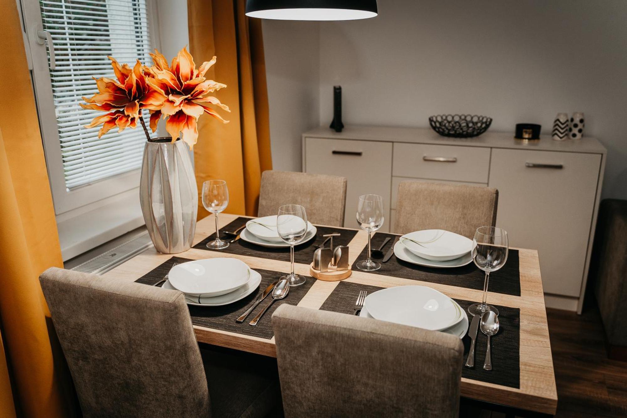 Old Town City Center Apartment 2 - Private Parking Included Kösice Dış mekan fotoğraf