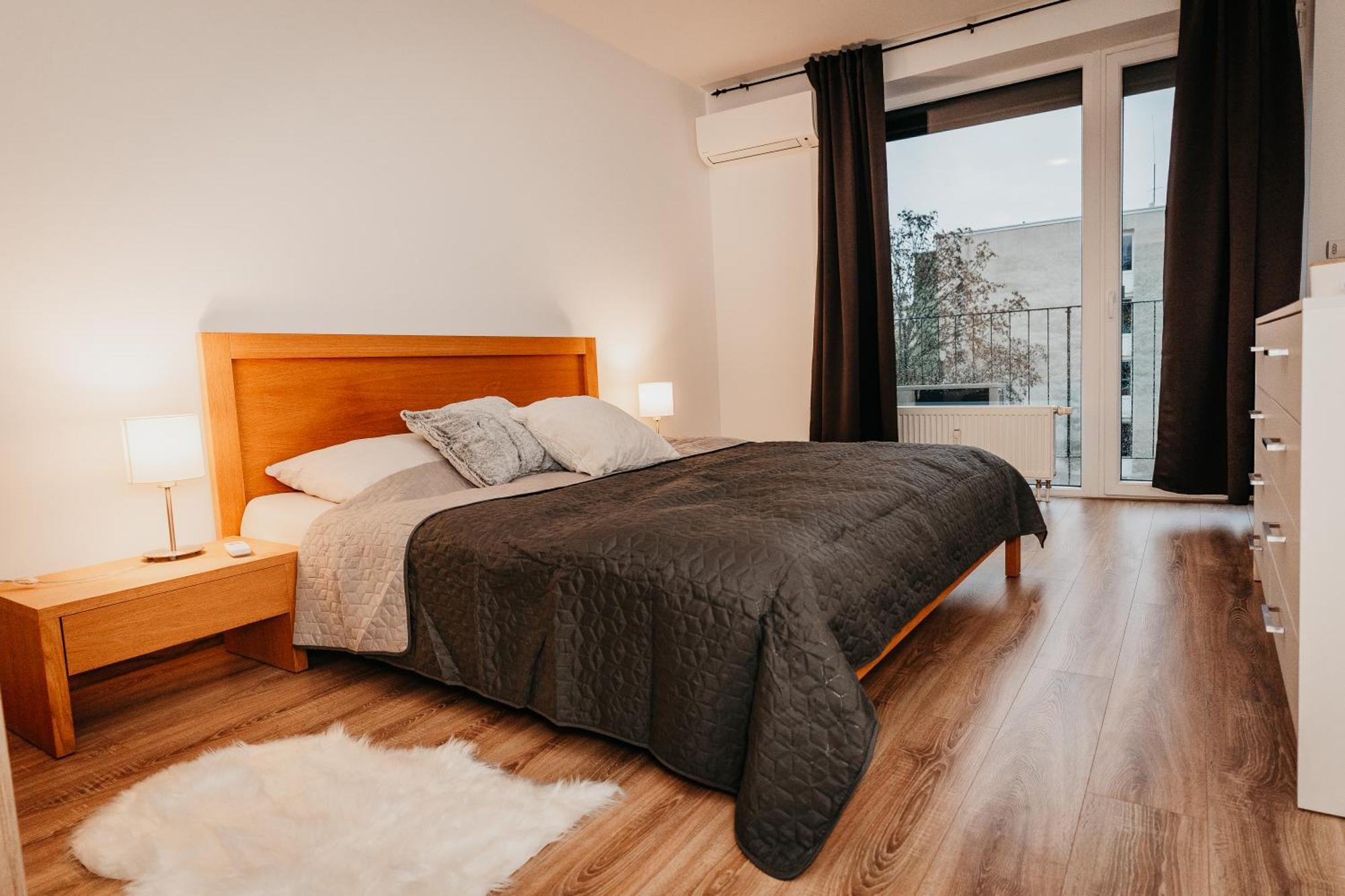 Old Town City Center Apartment 2 - Private Parking Included Kösice Dış mekan fotoğraf